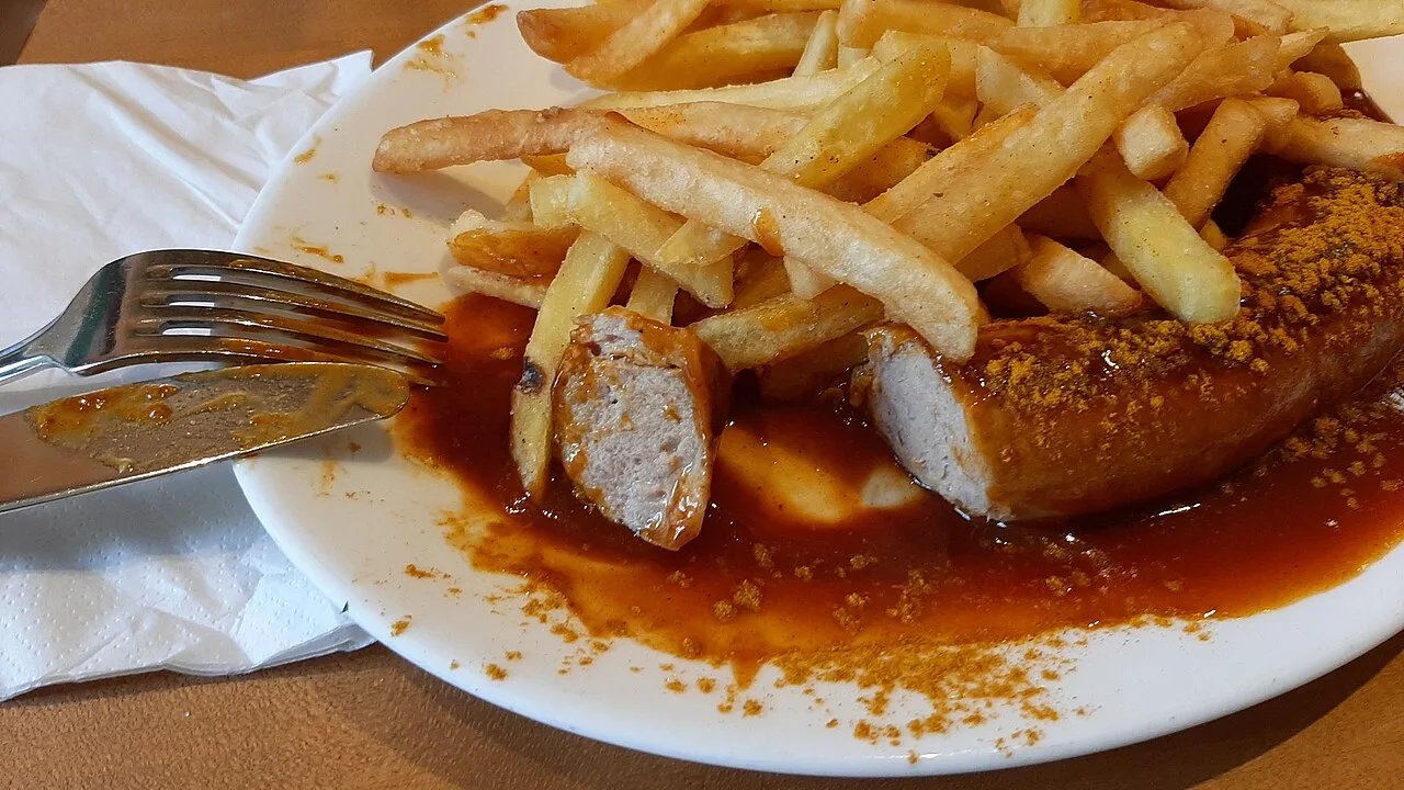Currywurst Tabağı