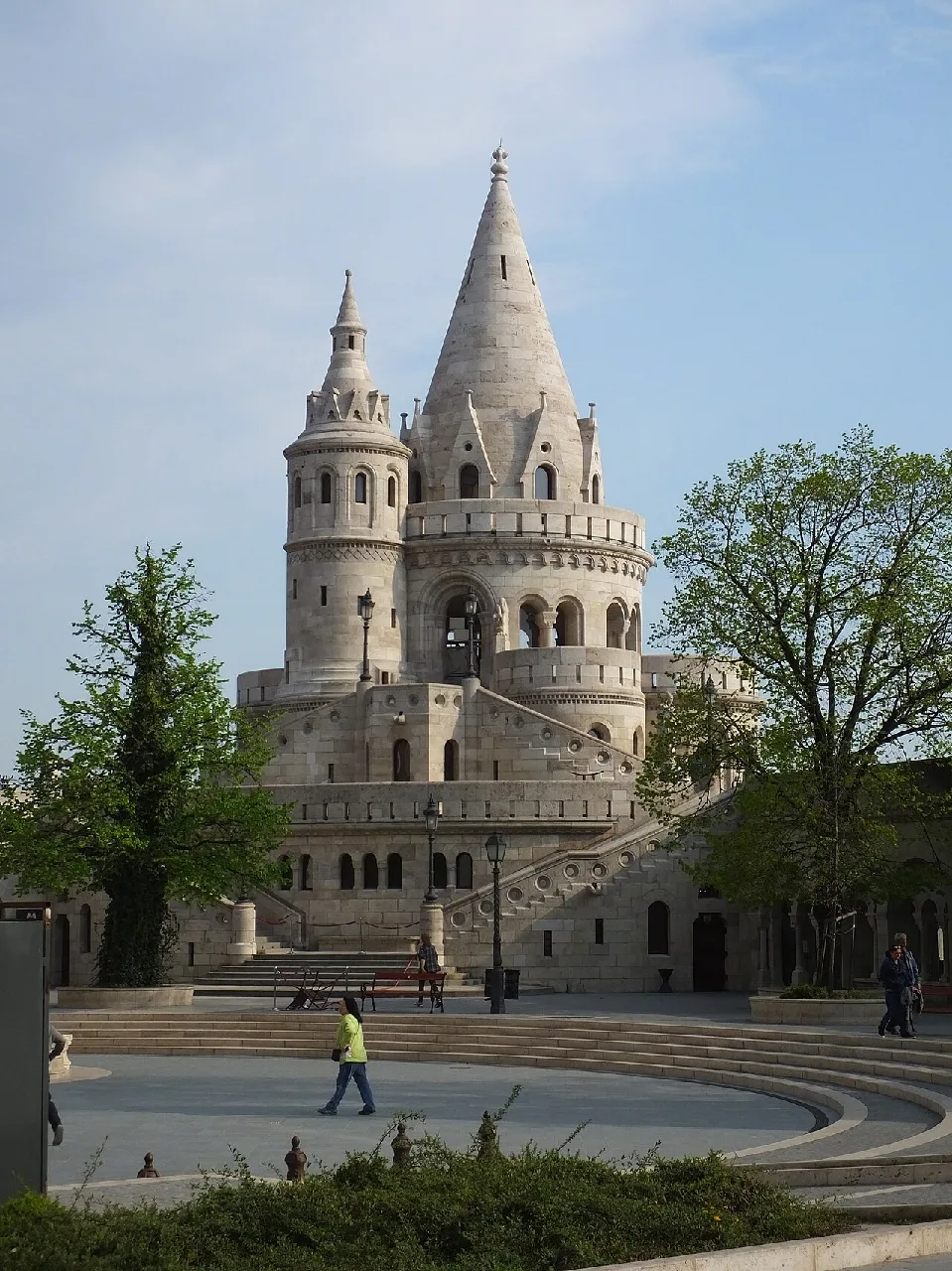 Budapeşte Şehir Rehberi: Balıkçı Tabyası, Tuna Kıyısı ve New York Café İhtişamı