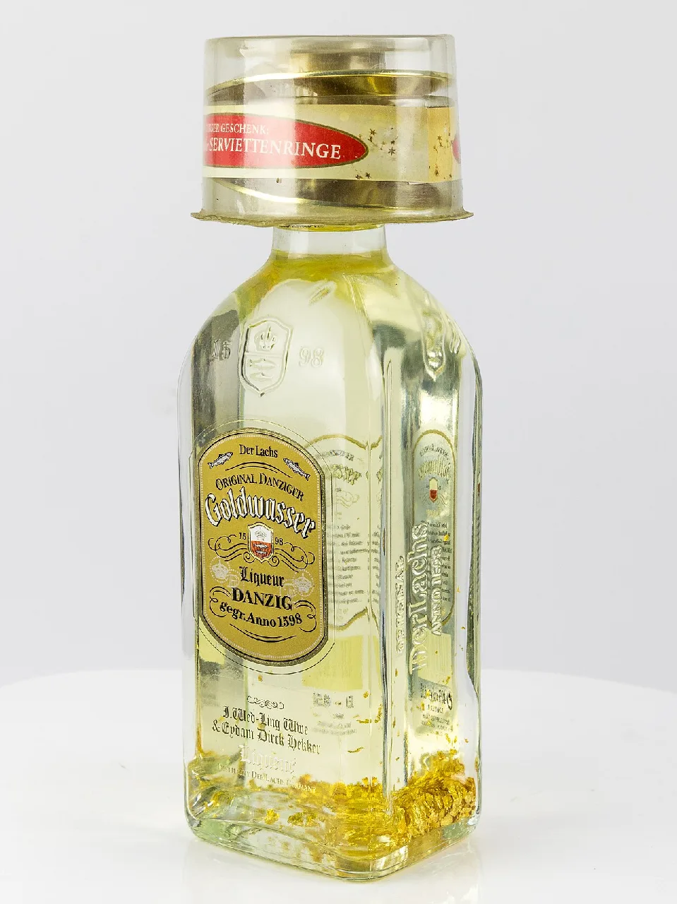 Goldwasser Likörü Kadehi