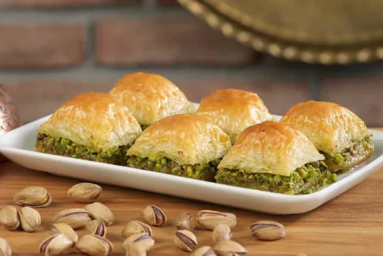Fıstıklı Türk Baklavası
