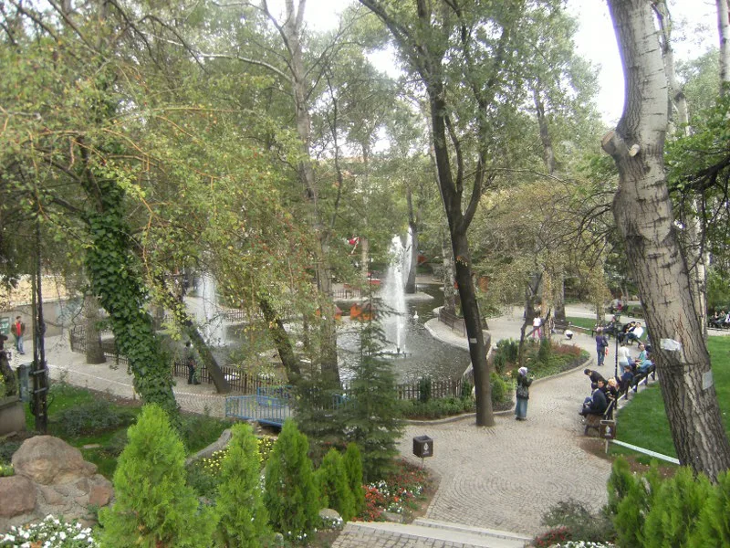 Kugulu Park Havuzu