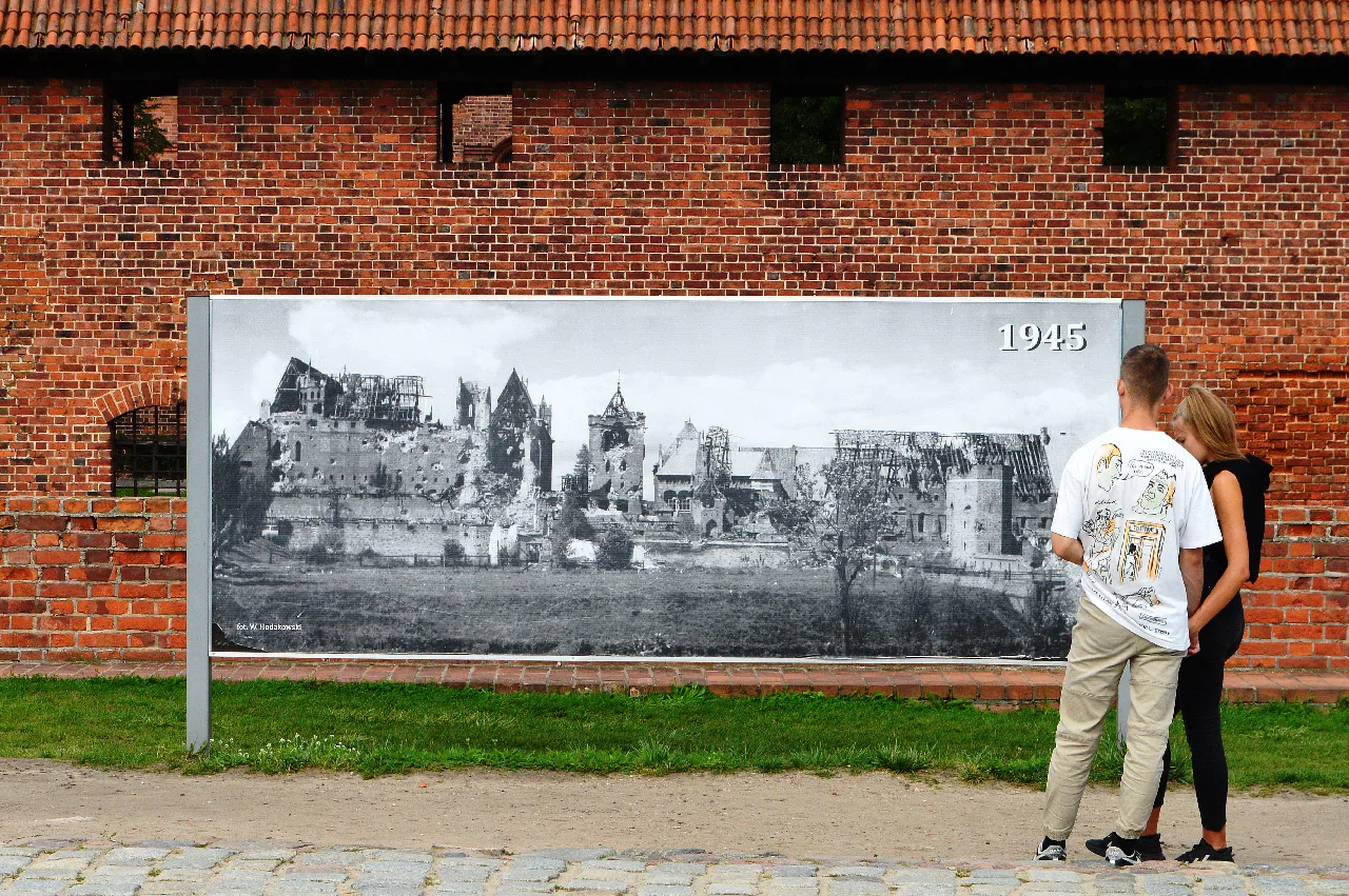 Malbork Kalesi