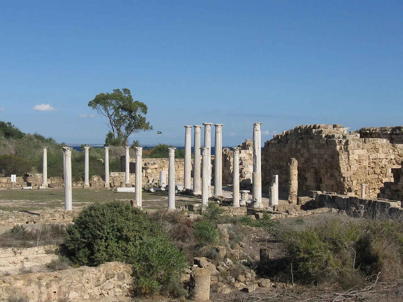 Salamis Antik Kenti Harabeleri